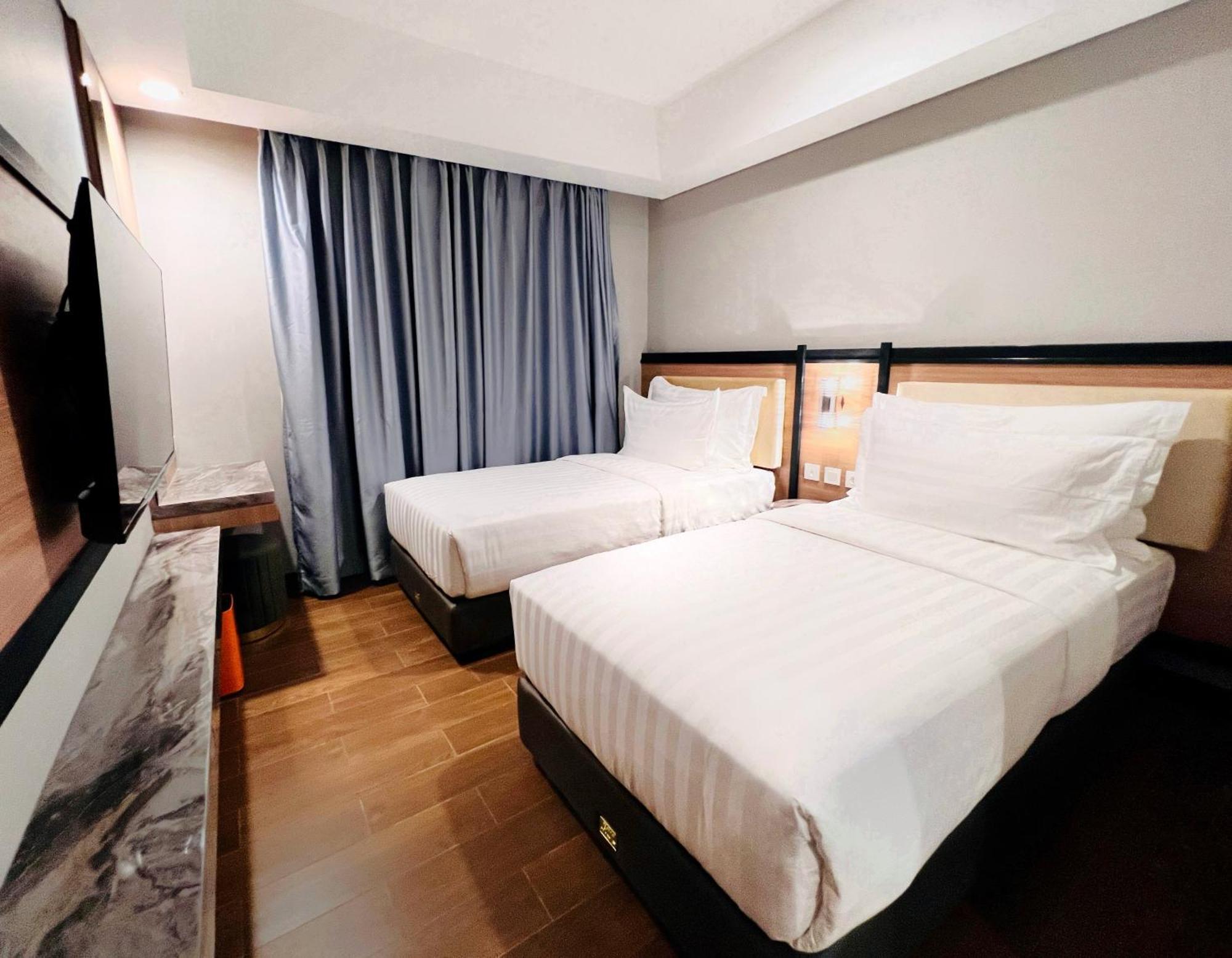 D'Primahotel Airport Sultan Hasanuddin Makassar Sudiang Exteriör bild