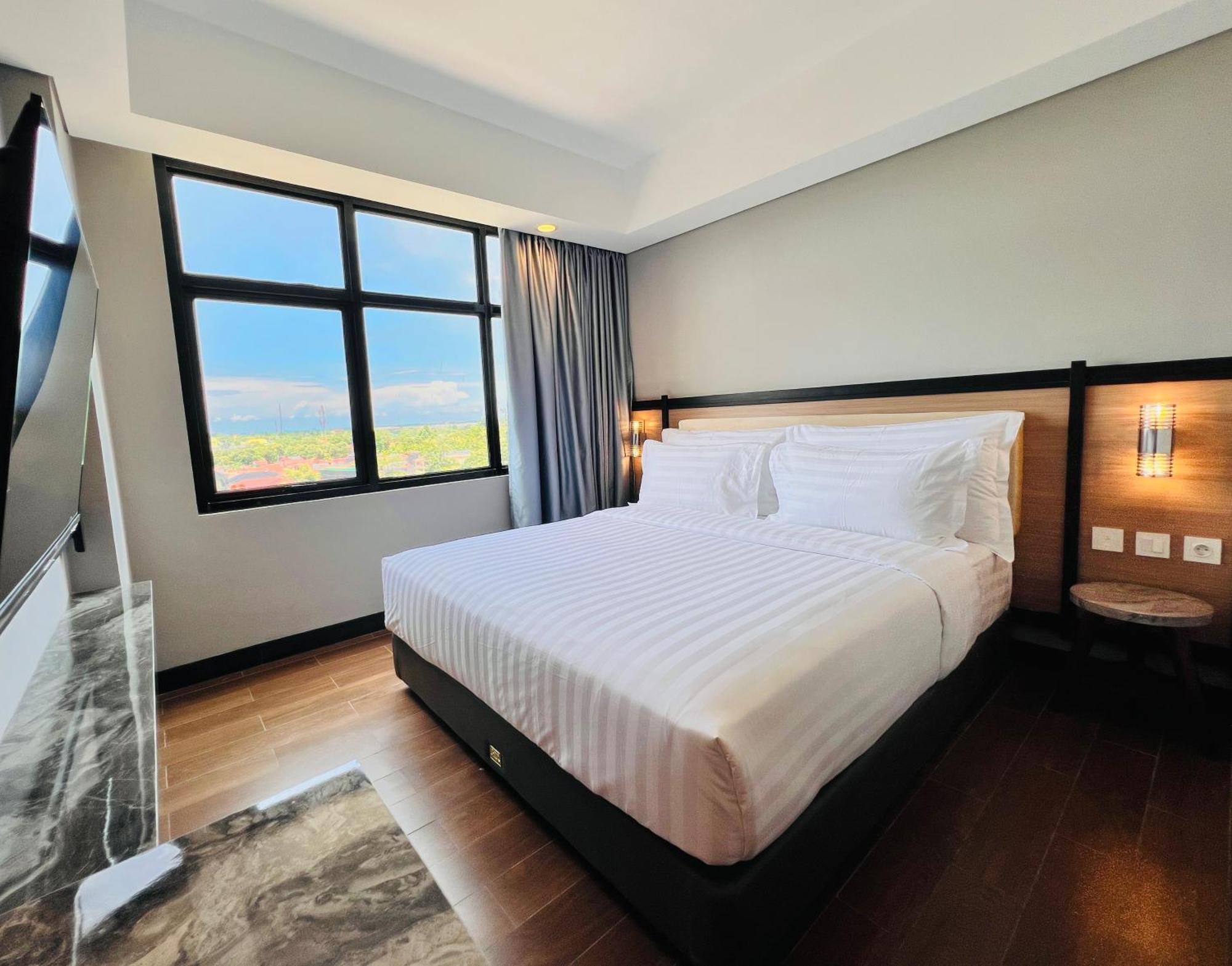 D'Primahotel Airport Sultan Hasanuddin Makassar Sudiang Exteriör bild